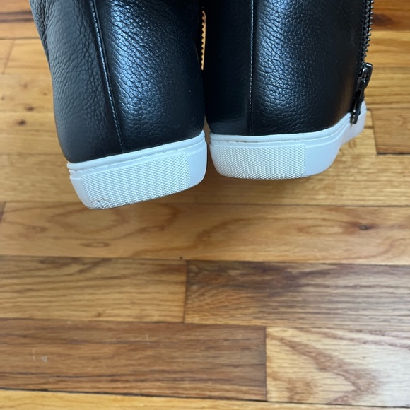 Kenneth Cole Gentle Souls Women’s Ankle Leather and Shearling Lined Boots - Picture 7 of 10